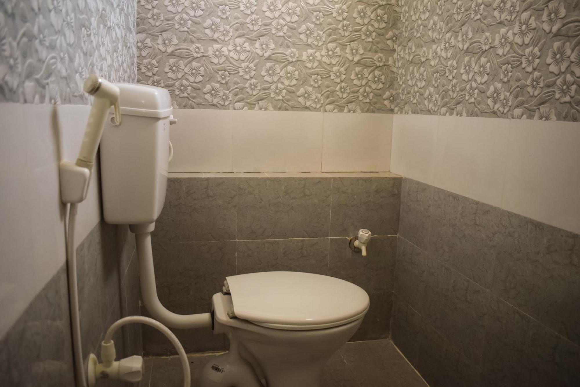 Krish Homestay 1 Tirupati Buitenkant foto